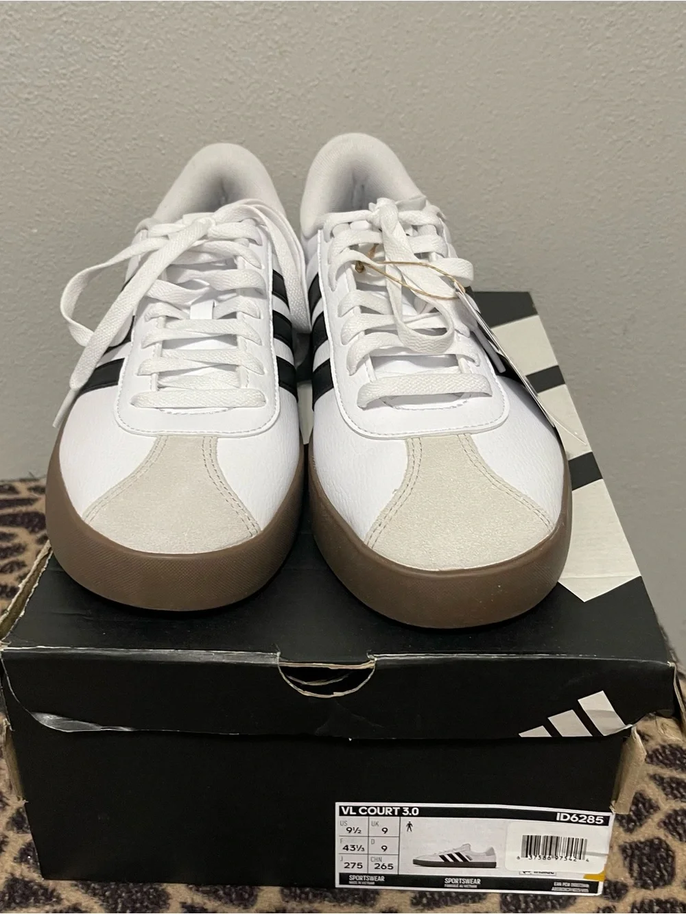 Adidas VL Court 3.0 Casual Soccer Sneakers White NIB Soccer Retro Mens 9.5
